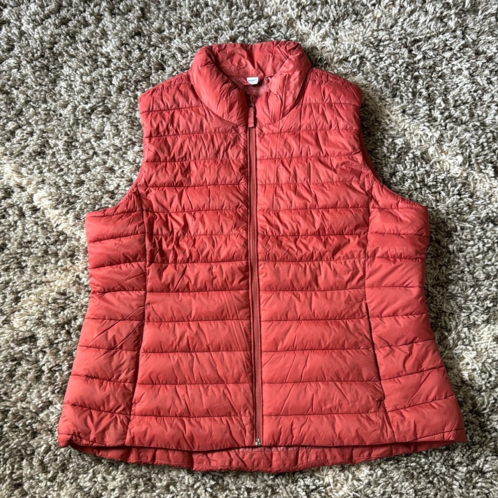 Old Navy | Rust Colored Puffer Vest